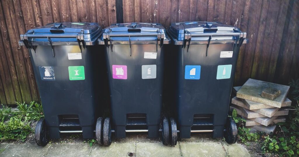 Sorting trash in Denmark 