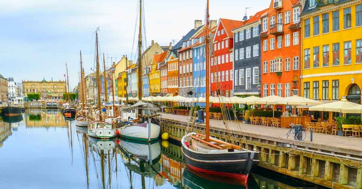 Nyhavn for photography