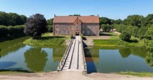 Front view of Saebygaard Manor.